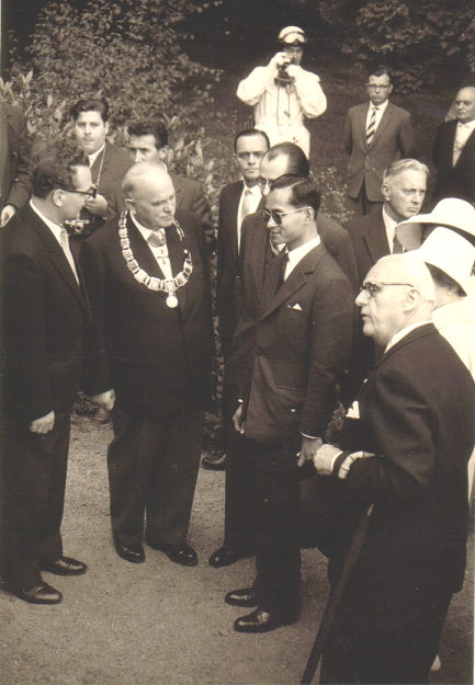 the King and the Mayor